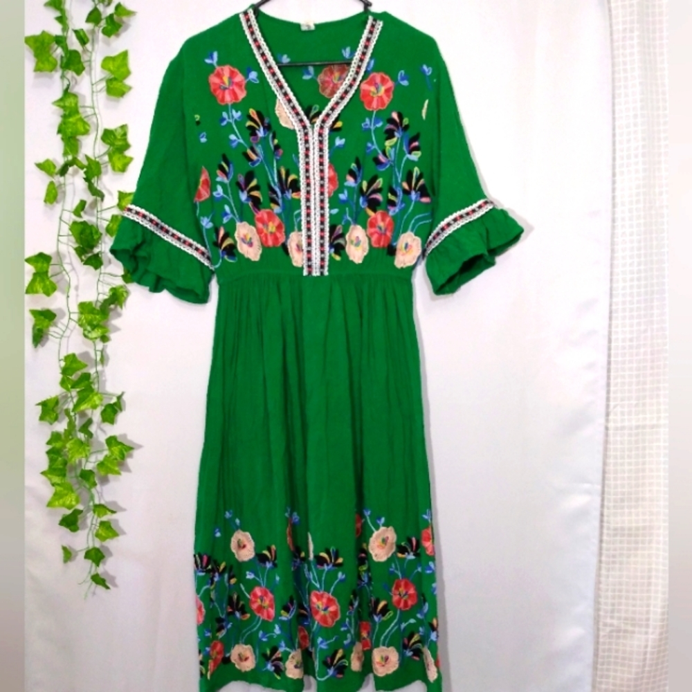 Green Floral Embroidered Women’s Midi Dress